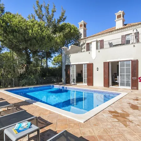 Belinha - Pinheiros Altos Villa Ludo