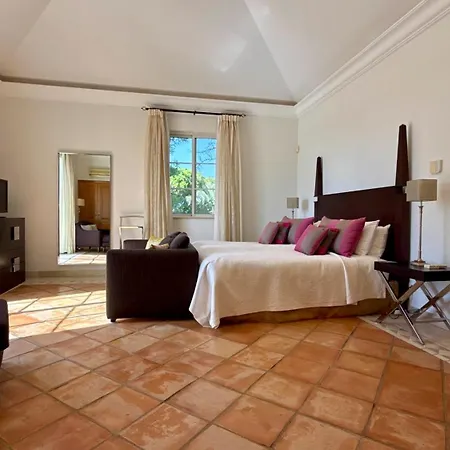 Belinha - Pinheiros Altos